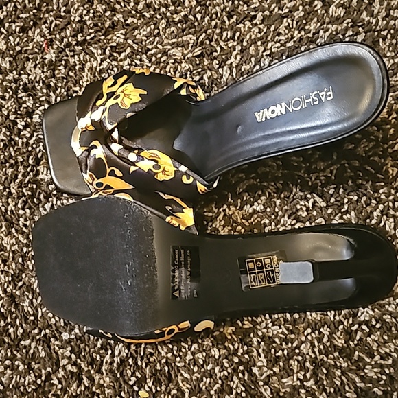 Heeled mules - Picture 5 of 5